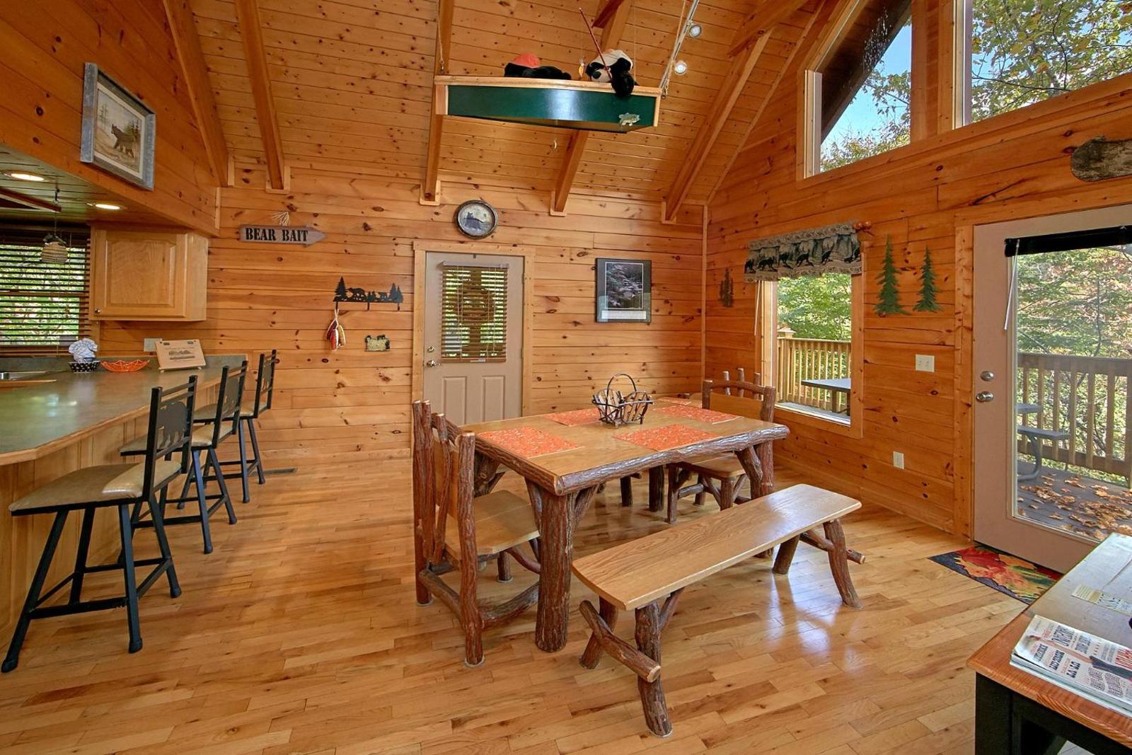 Boulder Bear Lodge #355 by Aunt Bug's Cabin Rentals Main image 2